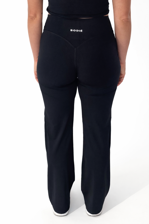 Bodié Balance Straight Leg Pants - Black